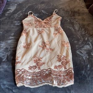 Formal junior gold dress W/back zipper